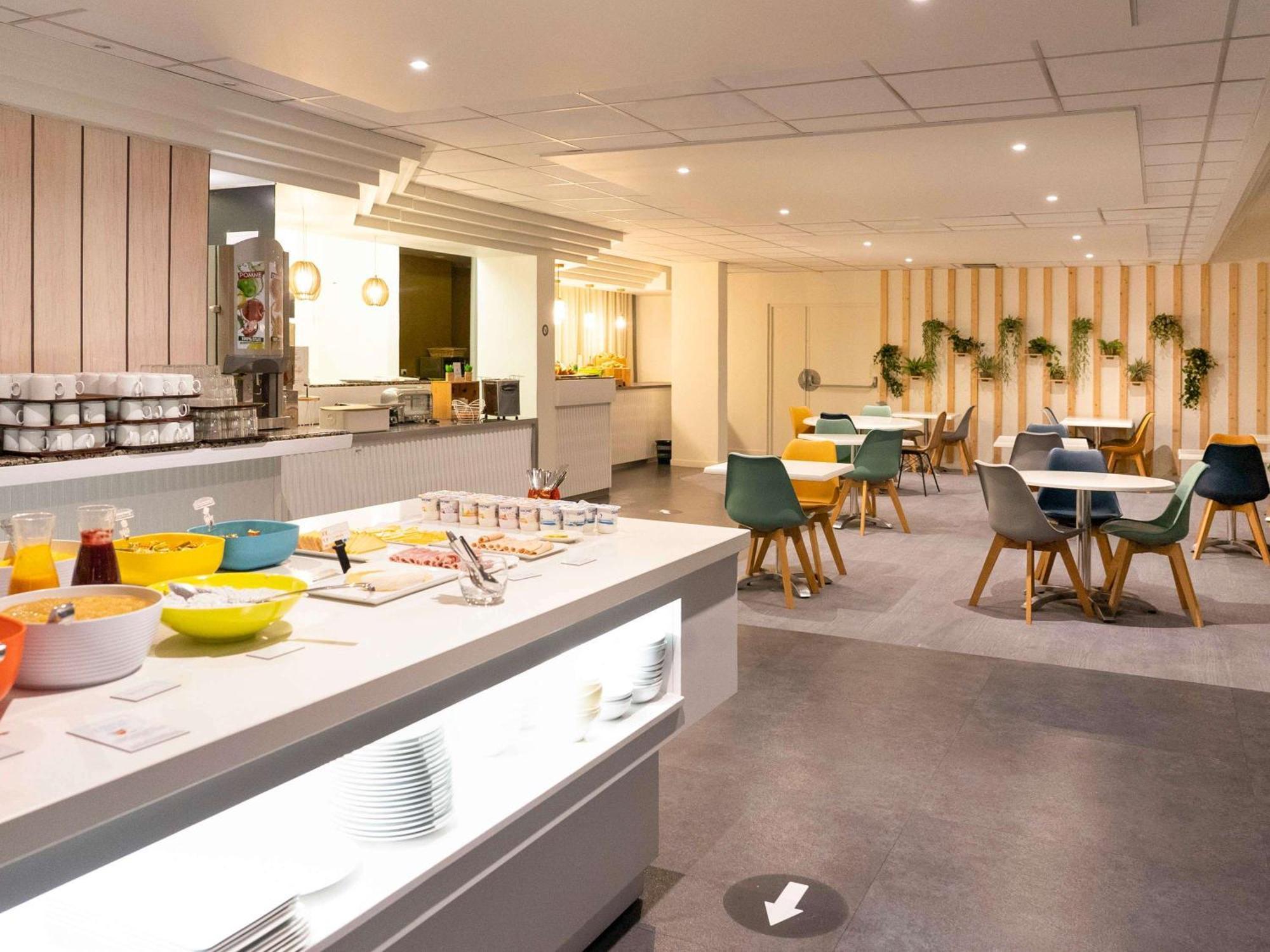 Ibis Styles Aix Les Bains Domaine De Marlioz Aix-les-Bains Exterior foto